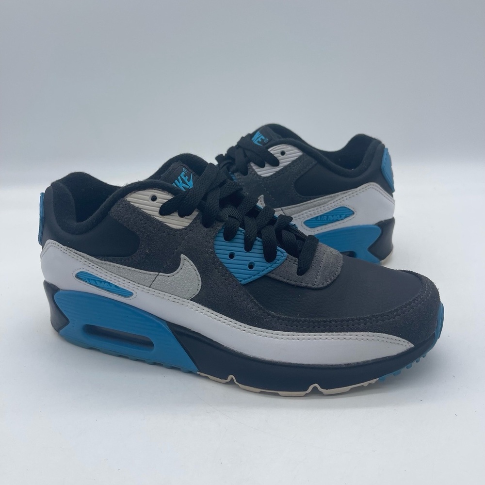 Nike Air Max 90 Leather CD6864-005 Youth Size 5Y Running Shoes Black‎ Dark Grey